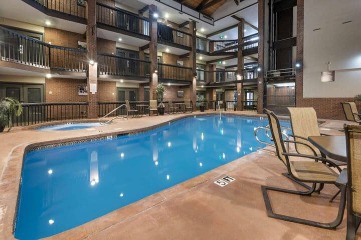 Pool 31 of 42
